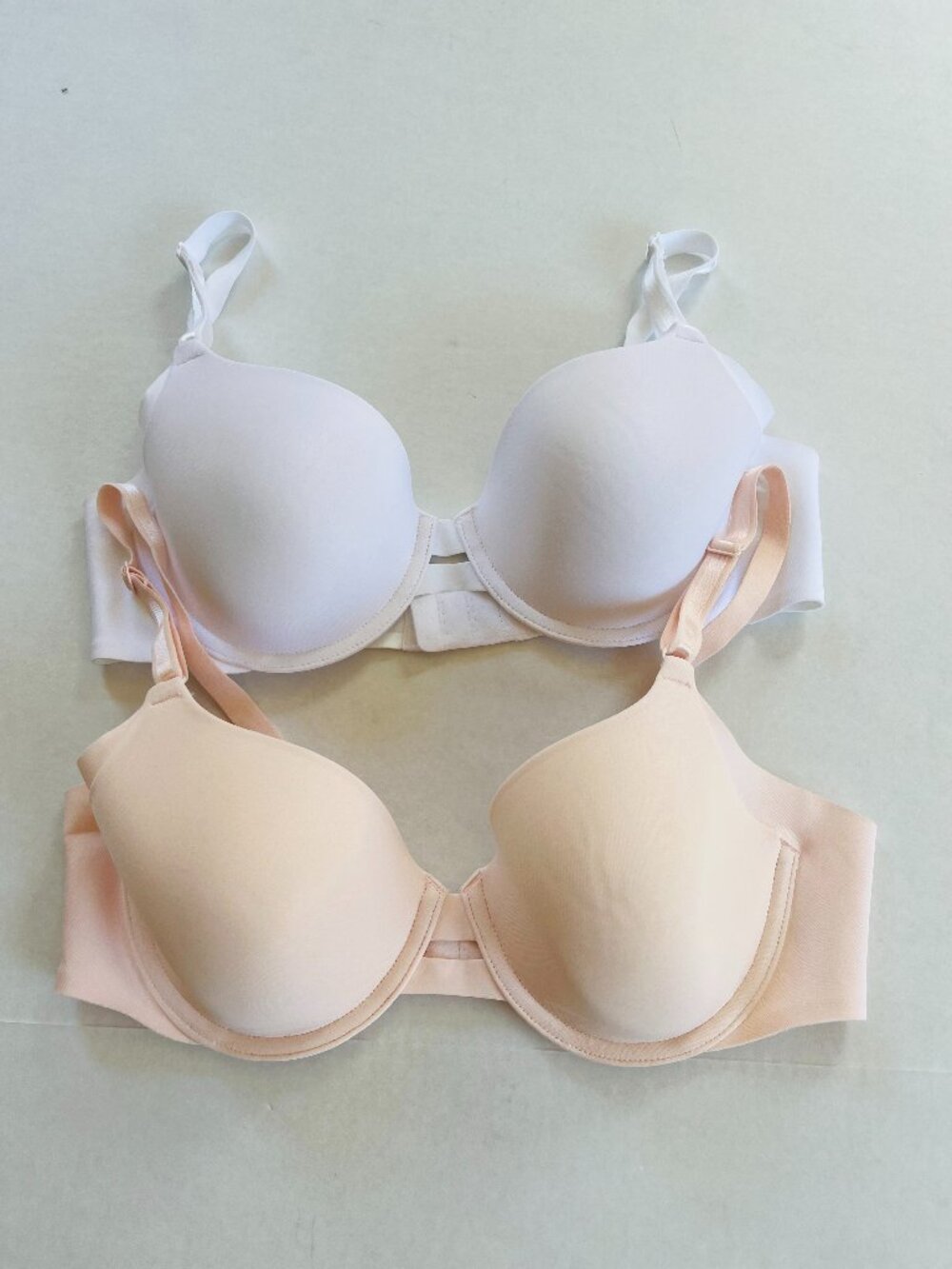 Bundle 2 Warner's 34B Lightly Lined Convertible Bra Underwire Peach & White